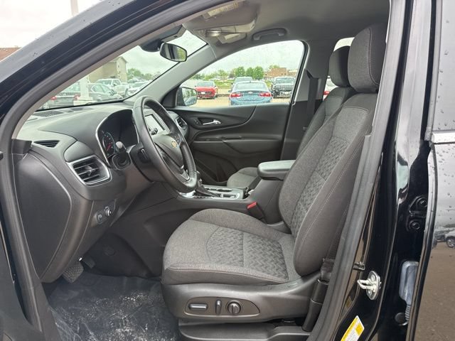 Used 2024 Chevrolet Equinox LT AWD/4WD image 11