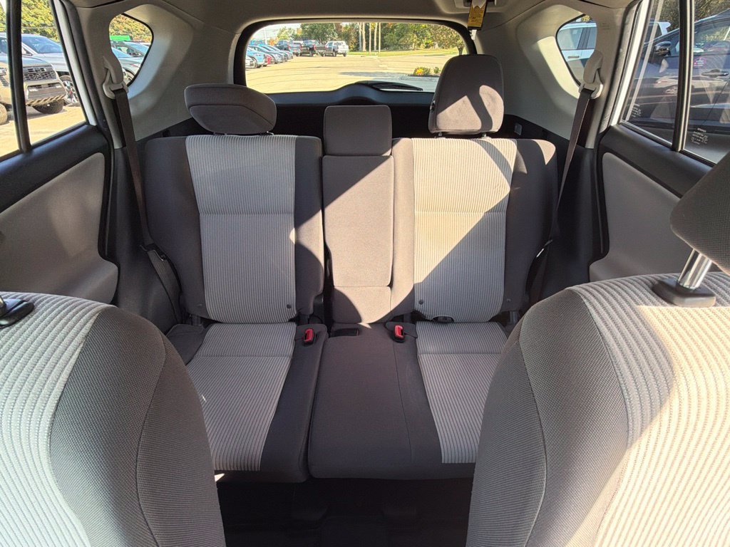 Used 2015 Toyota RAV4 LE AWD/4WD image 22