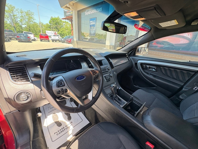 Used 2017 Ford Taurus SEL FWD image 15