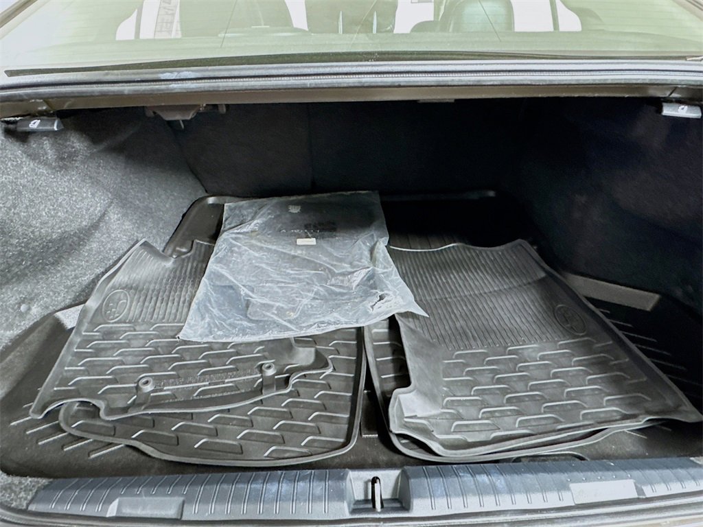 Used 2021 Subaru Legacy Limited image 27