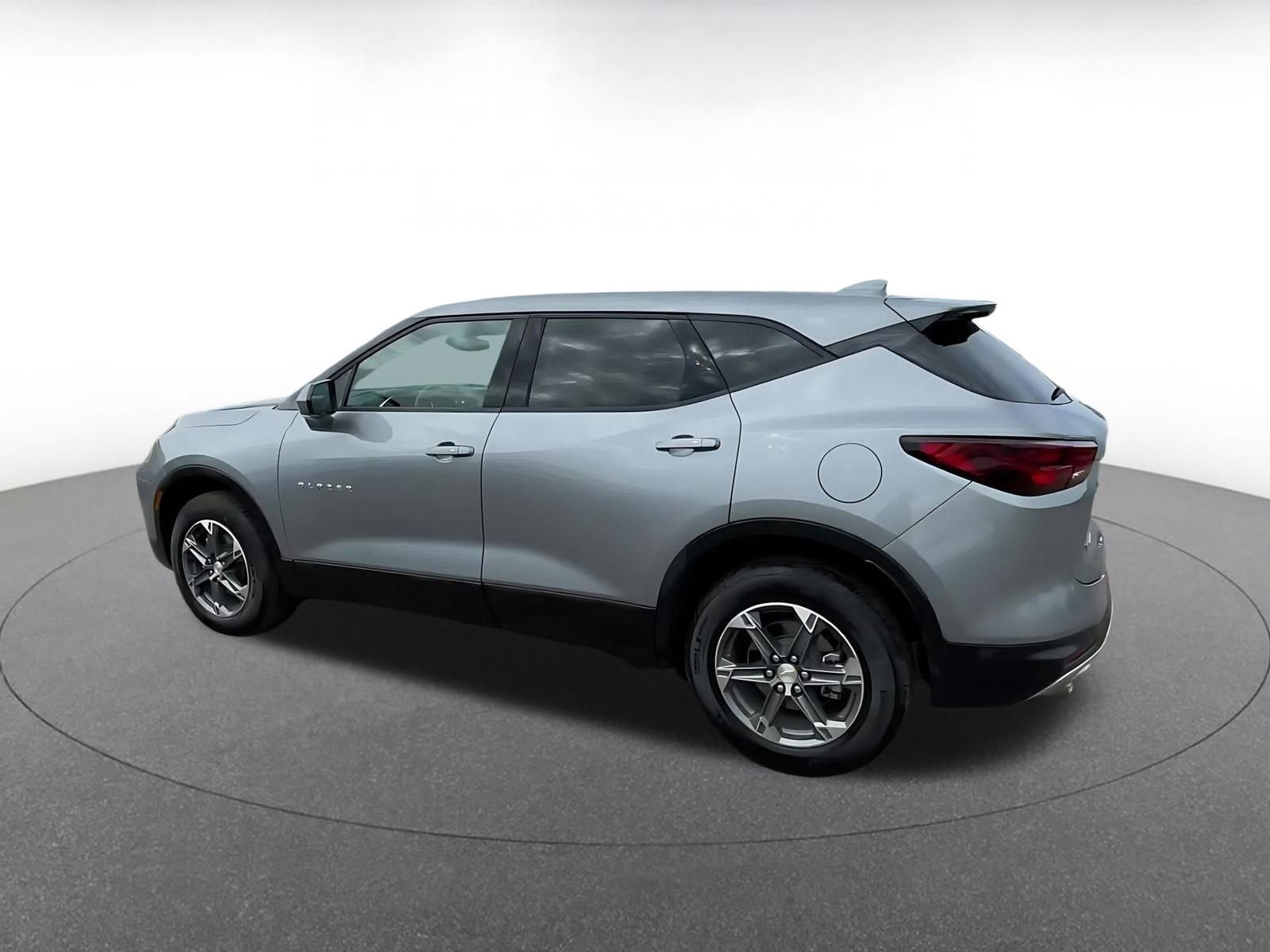 Used 2025 Chevrolet Blazer LT image 10