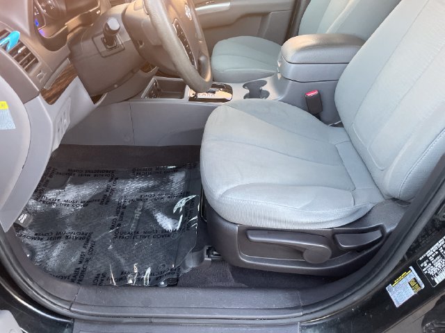 Used 2012 Hyundai Santa Fe GLS AWD/4WD image 9