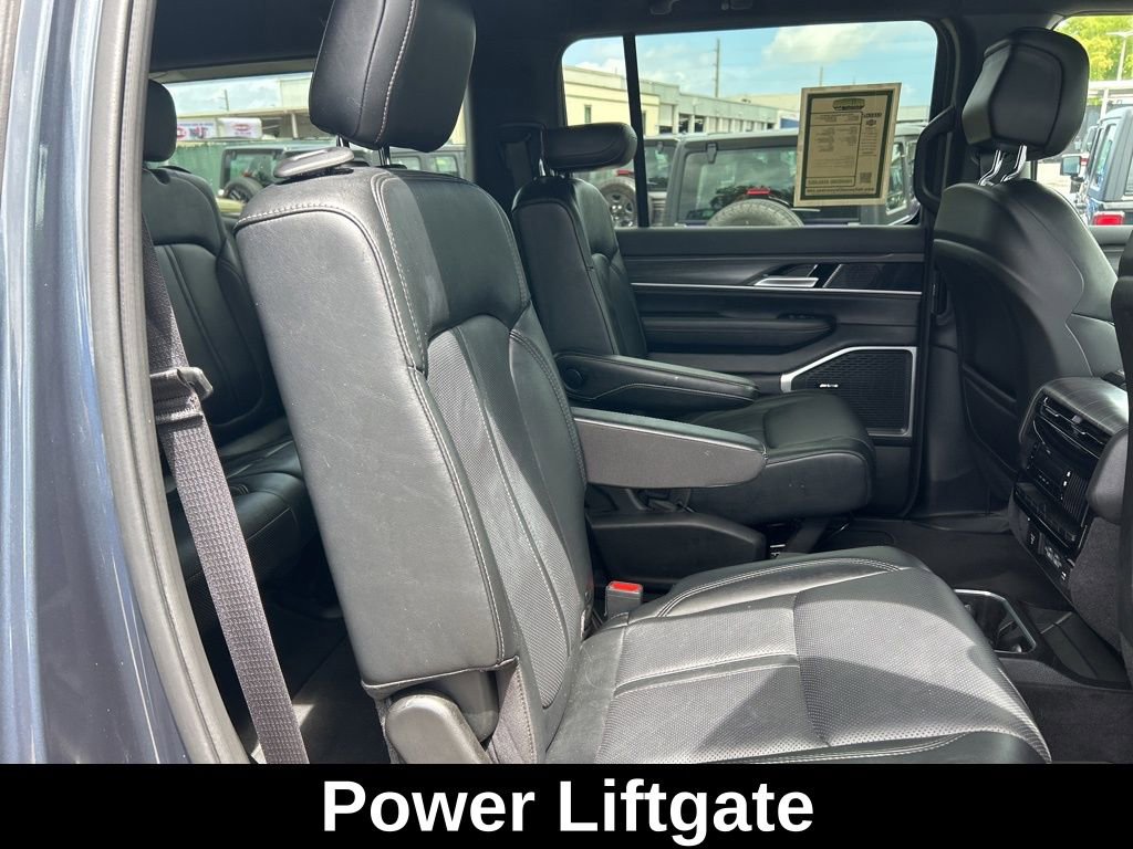 Used 2024 Jeep Wagoneer Series II image 27