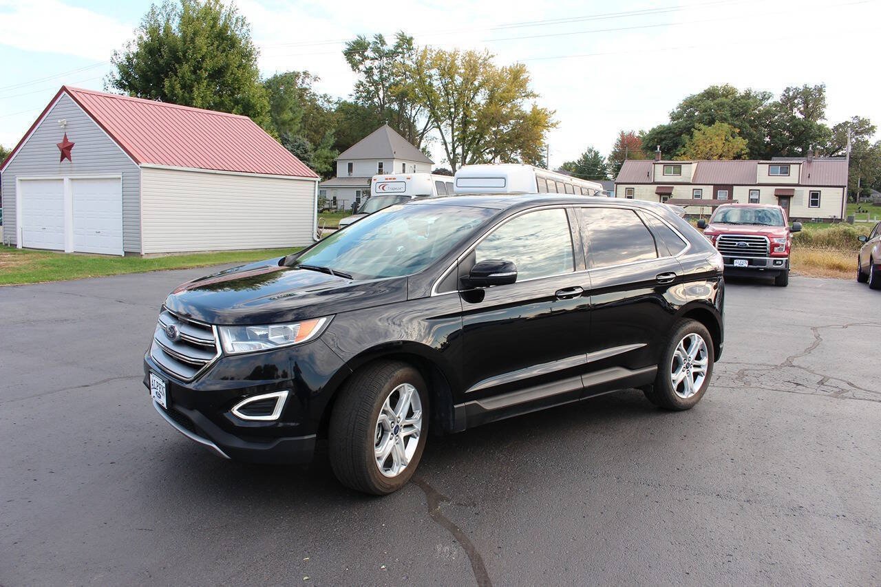 Used 2018 Ford Edge Titanium w/ Technology Package