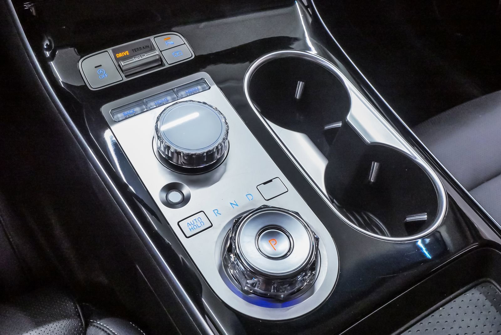 Certified 2026 Genesis GV70 2.5T image 17