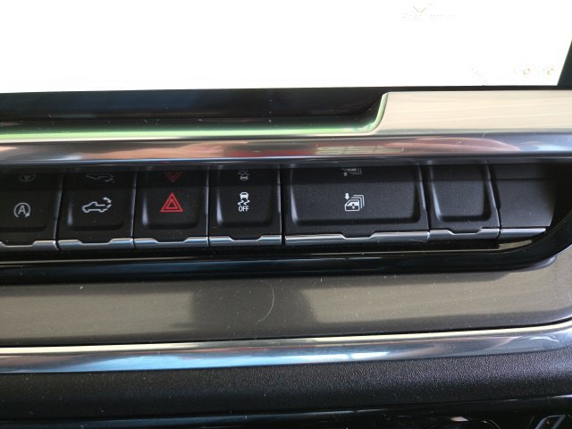 Used 2024 Chevrolet Silverado 1500 High Country AWD/4WD image 67