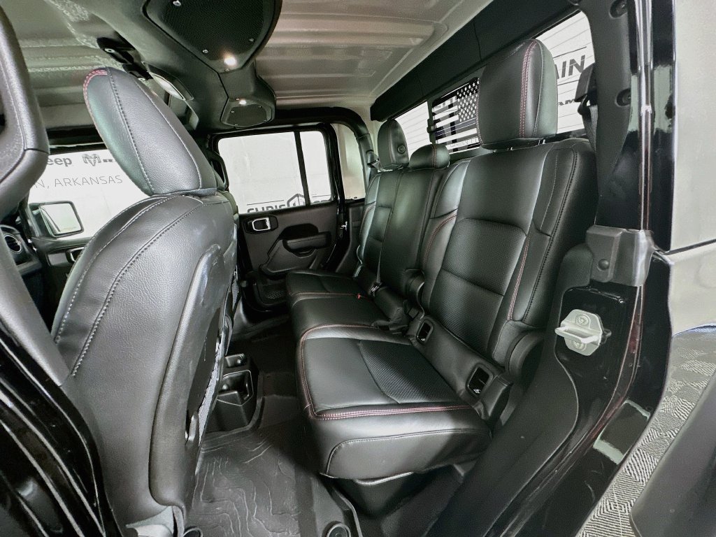 Used 2025 Jeep Gladiator Rubicon AWD/4WD image 27