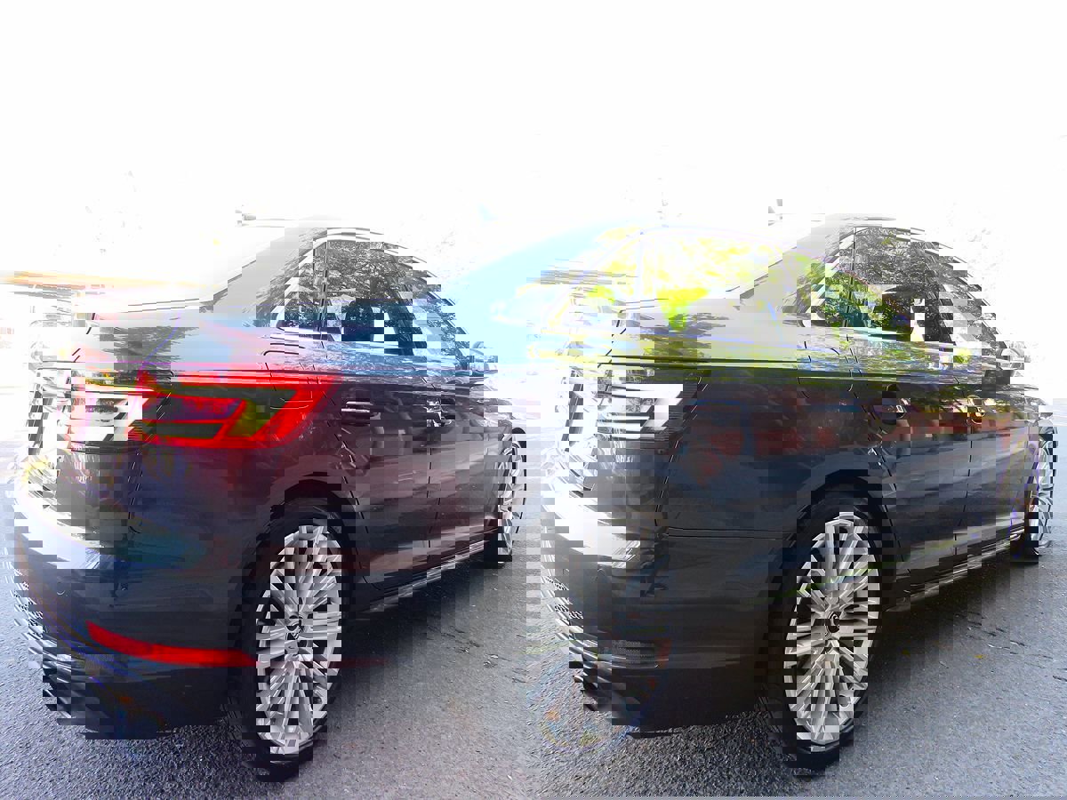 Used 2017 Audi A4 2.0T Premium Plus w/ Premium Plus Package image 8