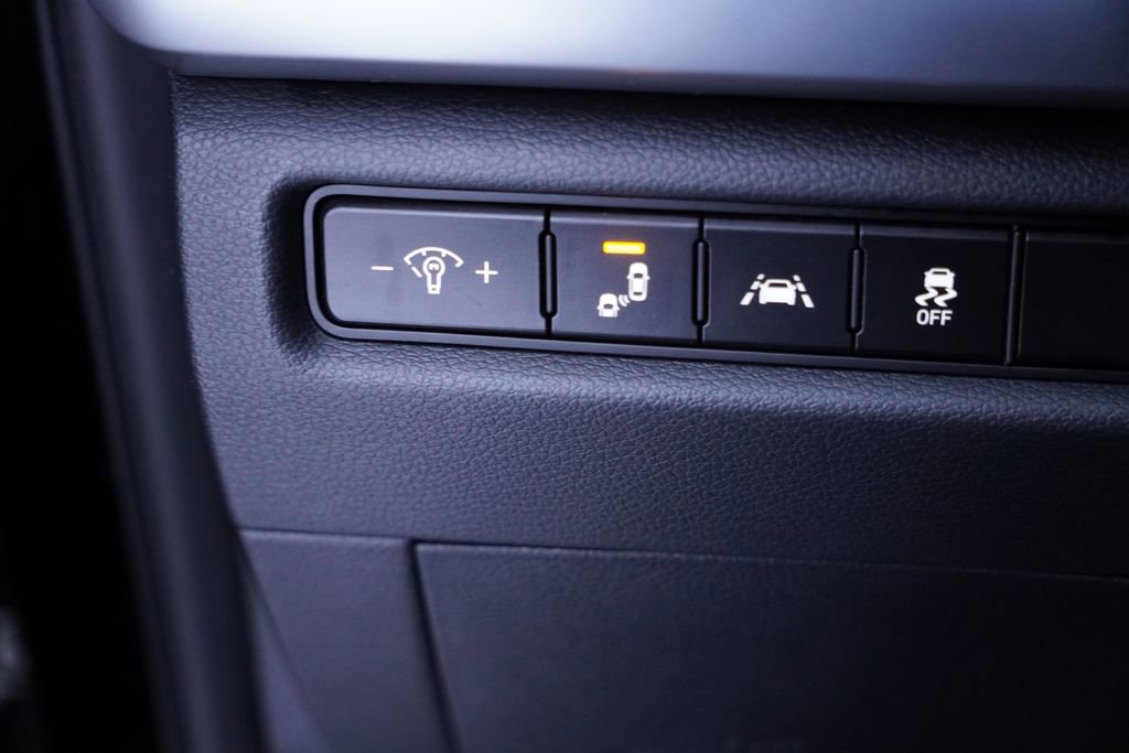 Used 2021 Kia Telluride LX image 22