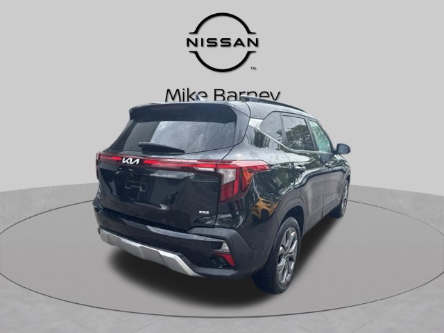 Used 2024 Kia Seltos S AWD/4WD image 2