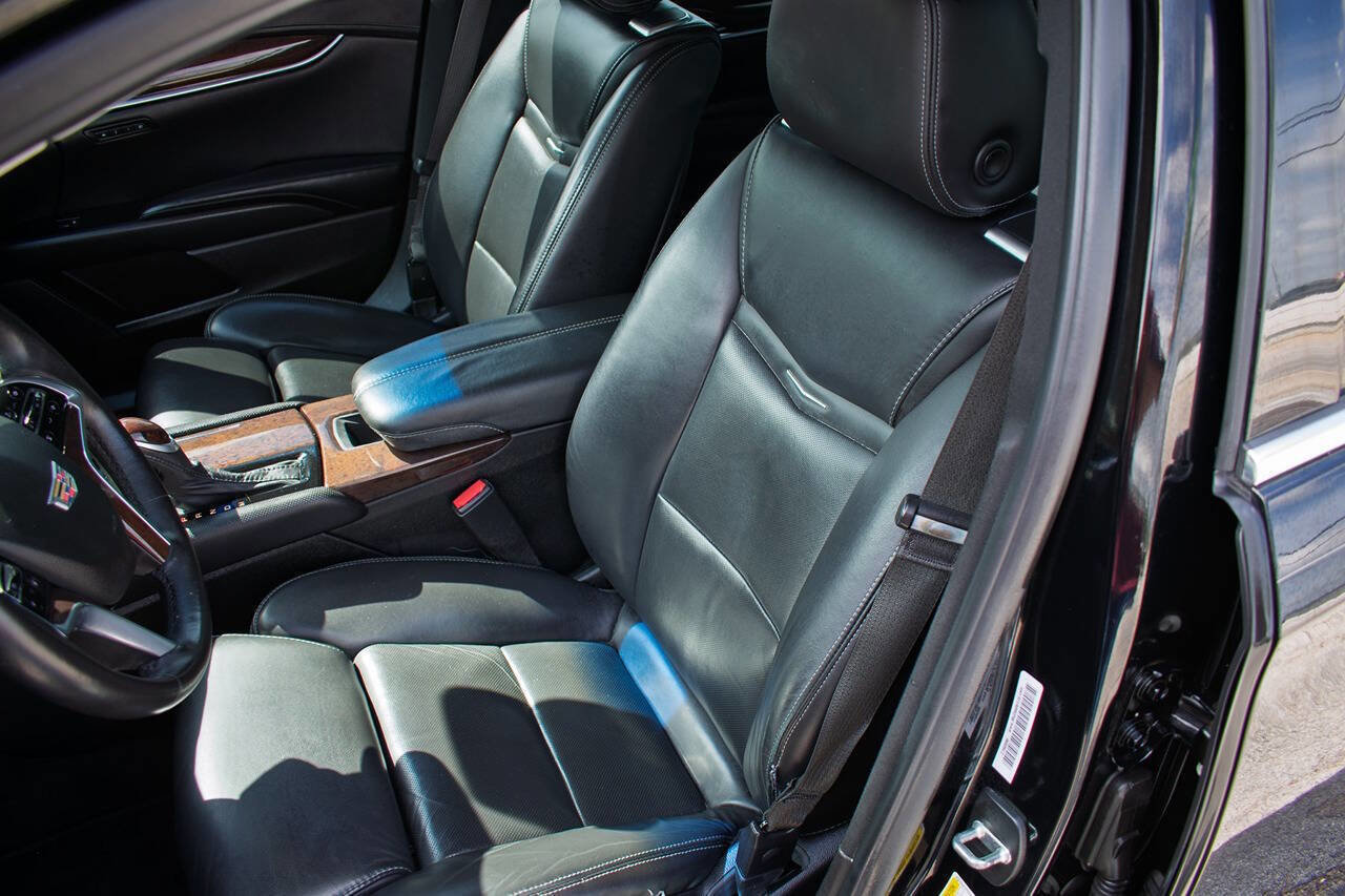 Used 2016 Cadillac XTS Premium FWD image 15