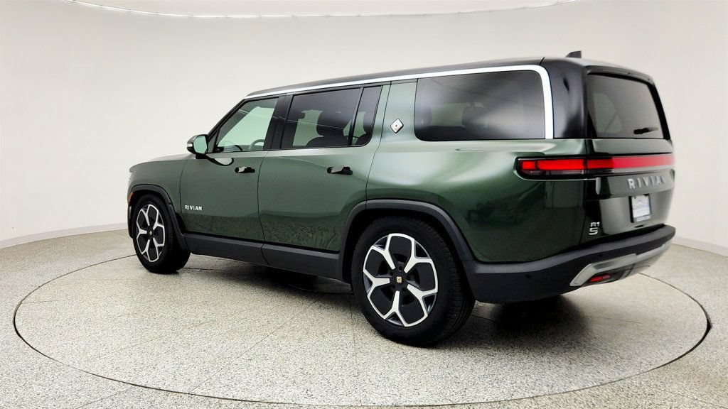 Used 2024 Rivian R1S Adventure AWD/4WD image 7