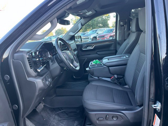 Used 2025 Chevrolet Silverado 1500 LT RWD image 14