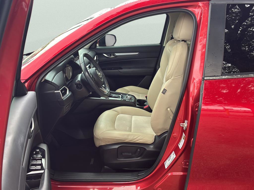 Used 2019 MAZDA CX-5 Touring image 18