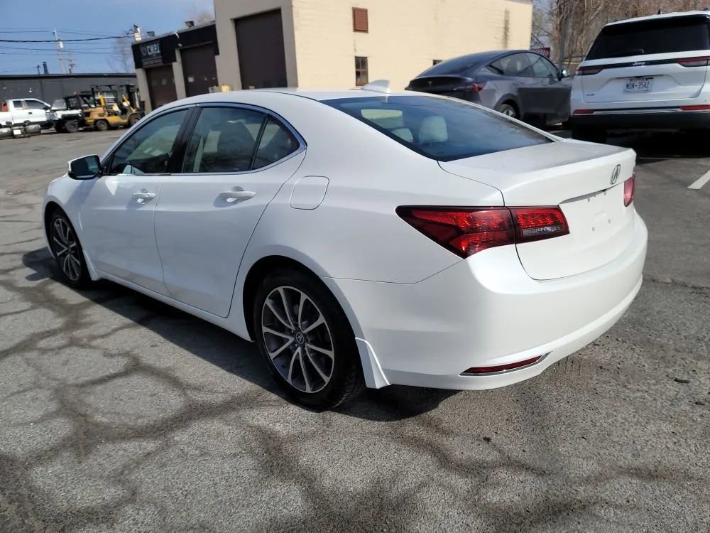 Used 2017 Acura TLX V6 w/ Technology Package FWD image 7