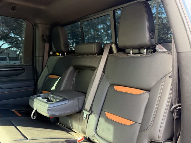 Used 2025 GMC Sierra 2500 AT4 w/ AT4 Premium Plus Package AWD/4WD image 16