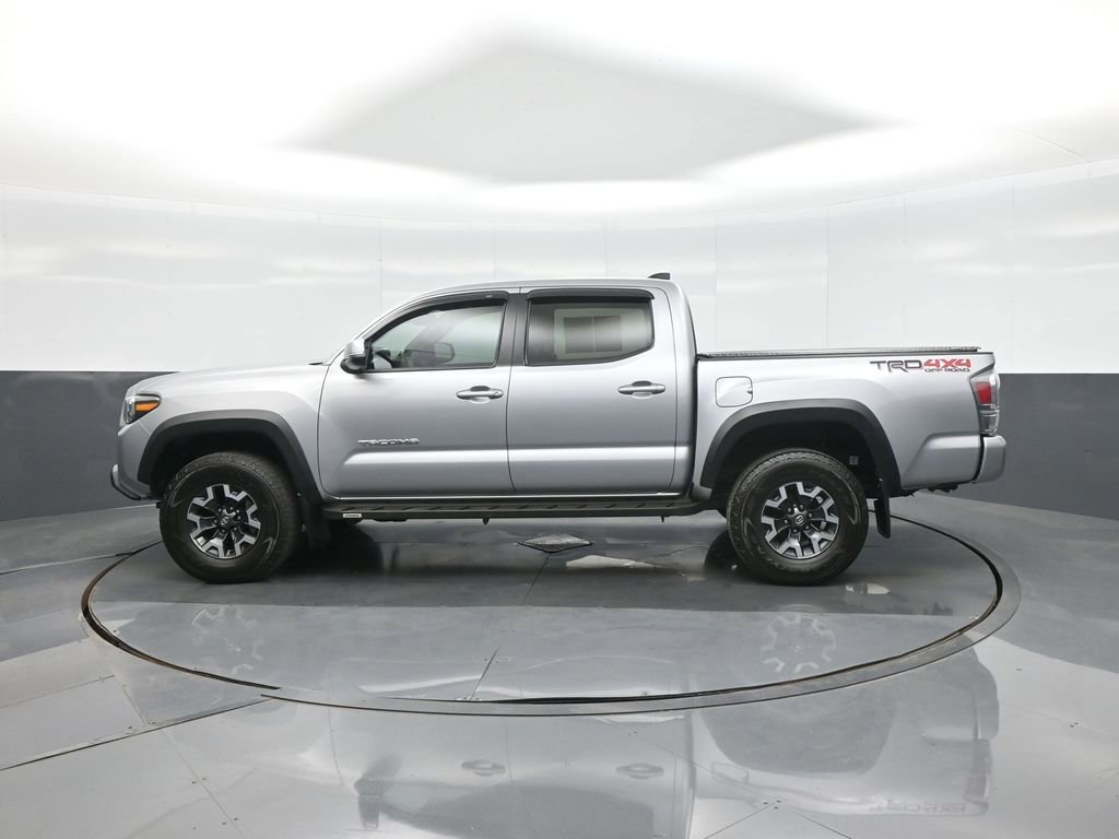 Certified 2021 Toyota Tacoma TRD Off-Road w/ TRD Premium Off Road Package AWD/4WD image 4