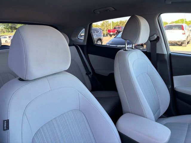 Used 2023 Hyundai Kona SEL AWD/4WD image 22