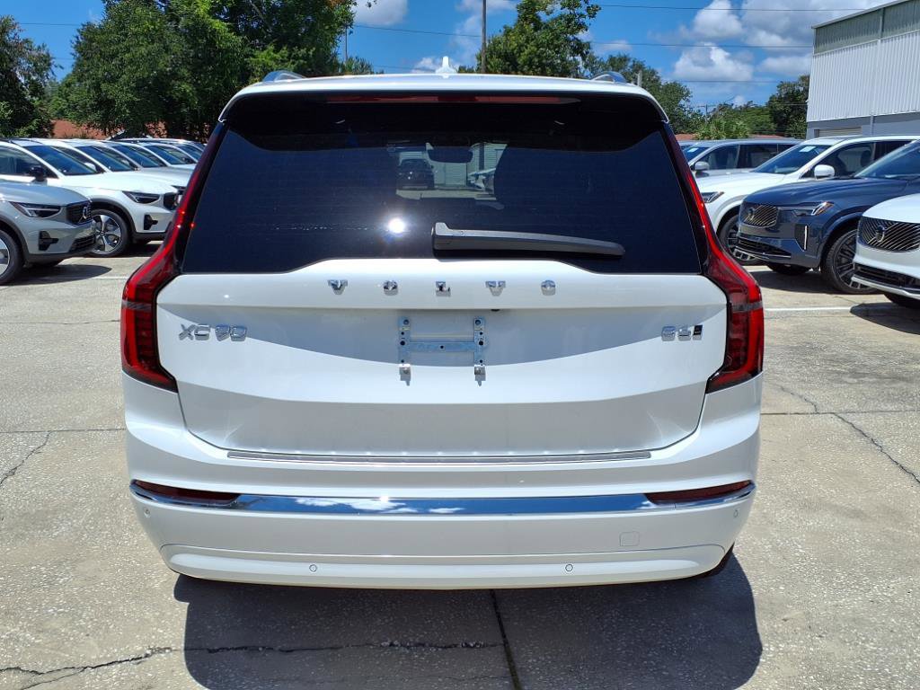 New 2026 Volvo XC90 B6 Plus w/ Protection Package Premier image 6