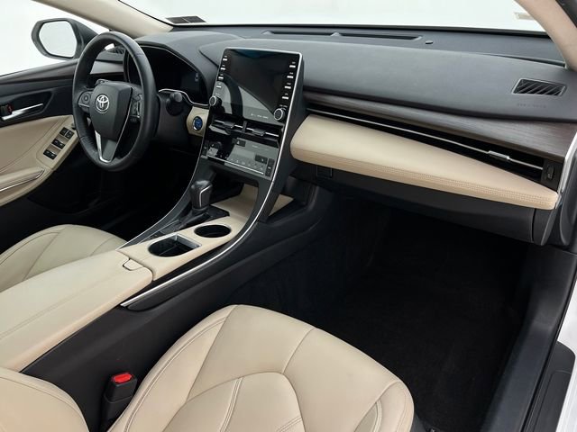 Used 2021 Toyota Avalon XLE w/ Moonroof Package image 13