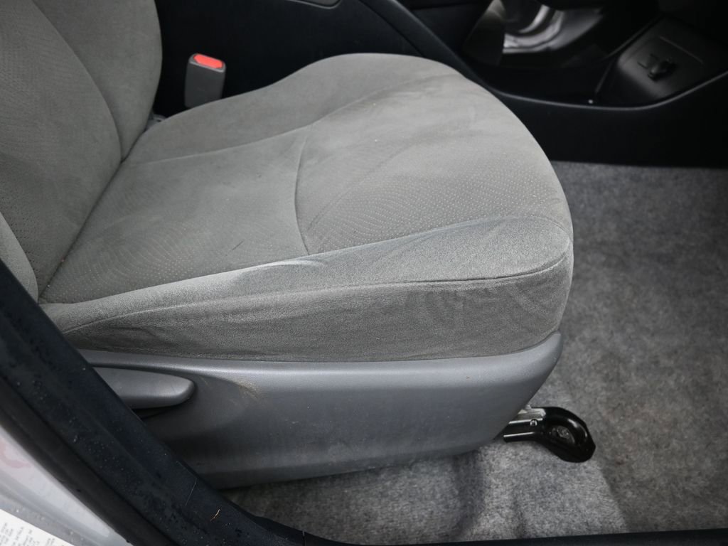 Used 2015 Toyota Prius Two image 10