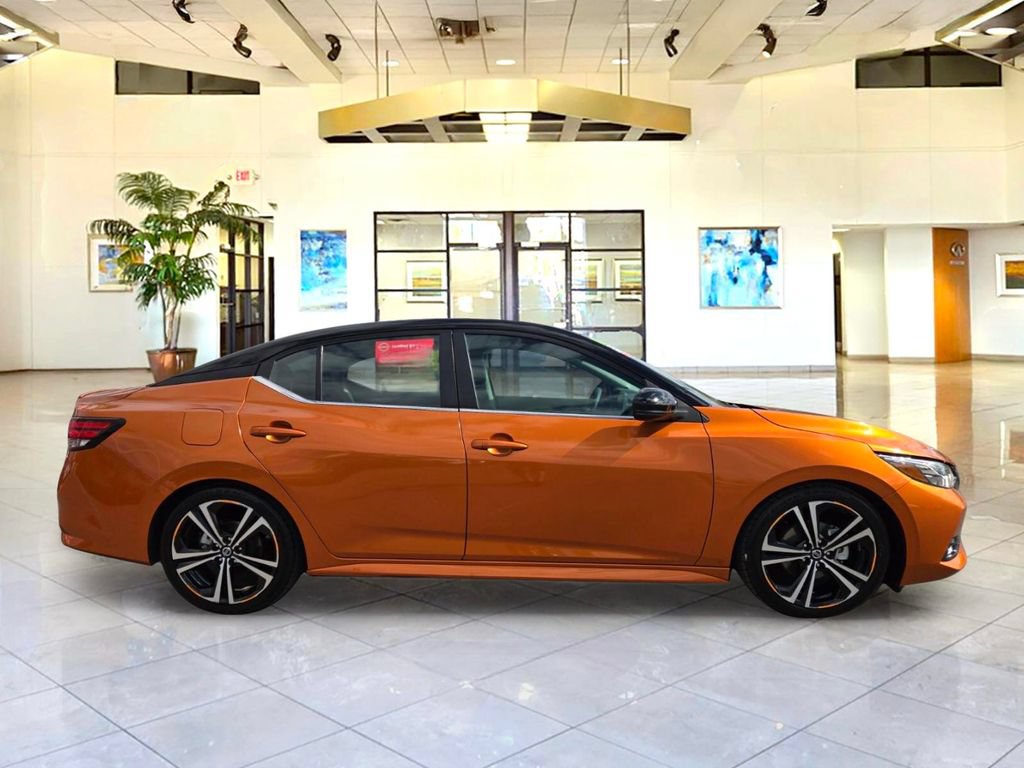 Certified 2021 Nissan Sentra SR FWD image 4