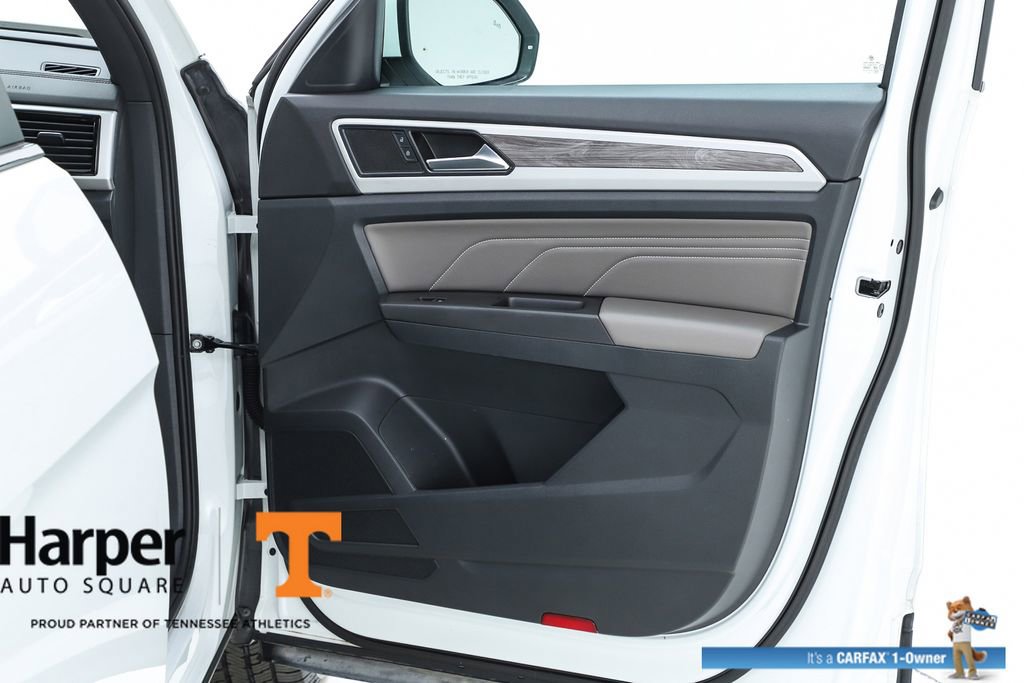 Used 2023 Volkswagen Atlas Cross Sport SE w/ Panoramic Sunroof Package FWD image 71