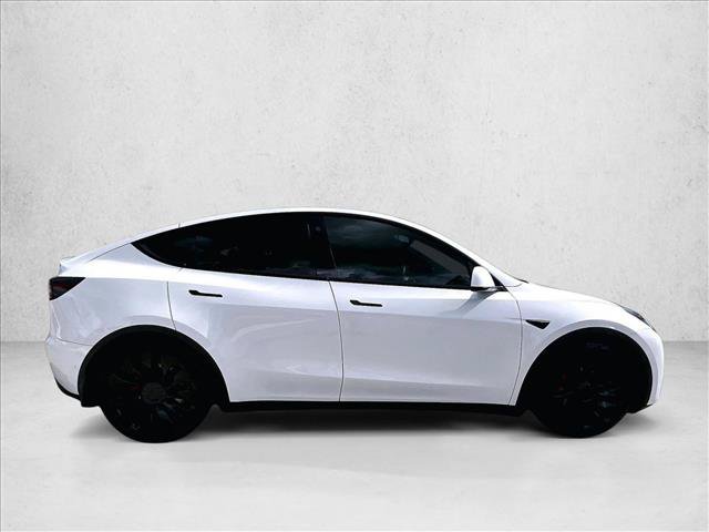 Used 2022 Tesla Model Y Performance AWD/4WD image 5