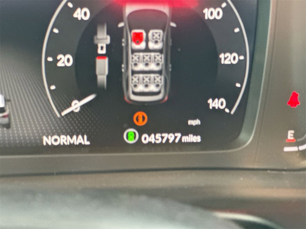 Used 2023 Honda Pilot Elite image 12