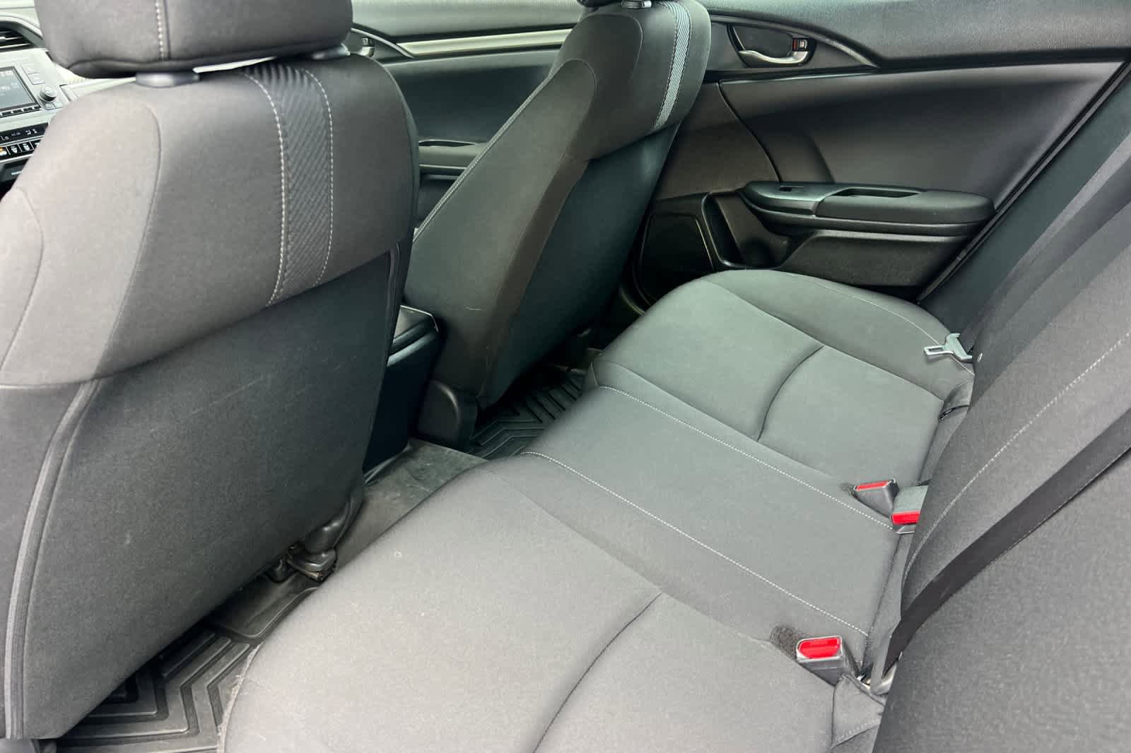 Used 2018 Honda Civic Sport image 4