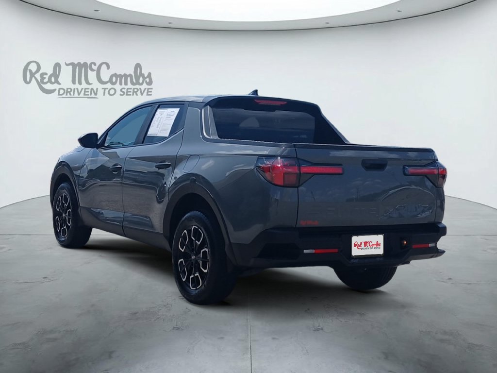 Used 2024 Hyundai Santa Cruz SE FWD image 3