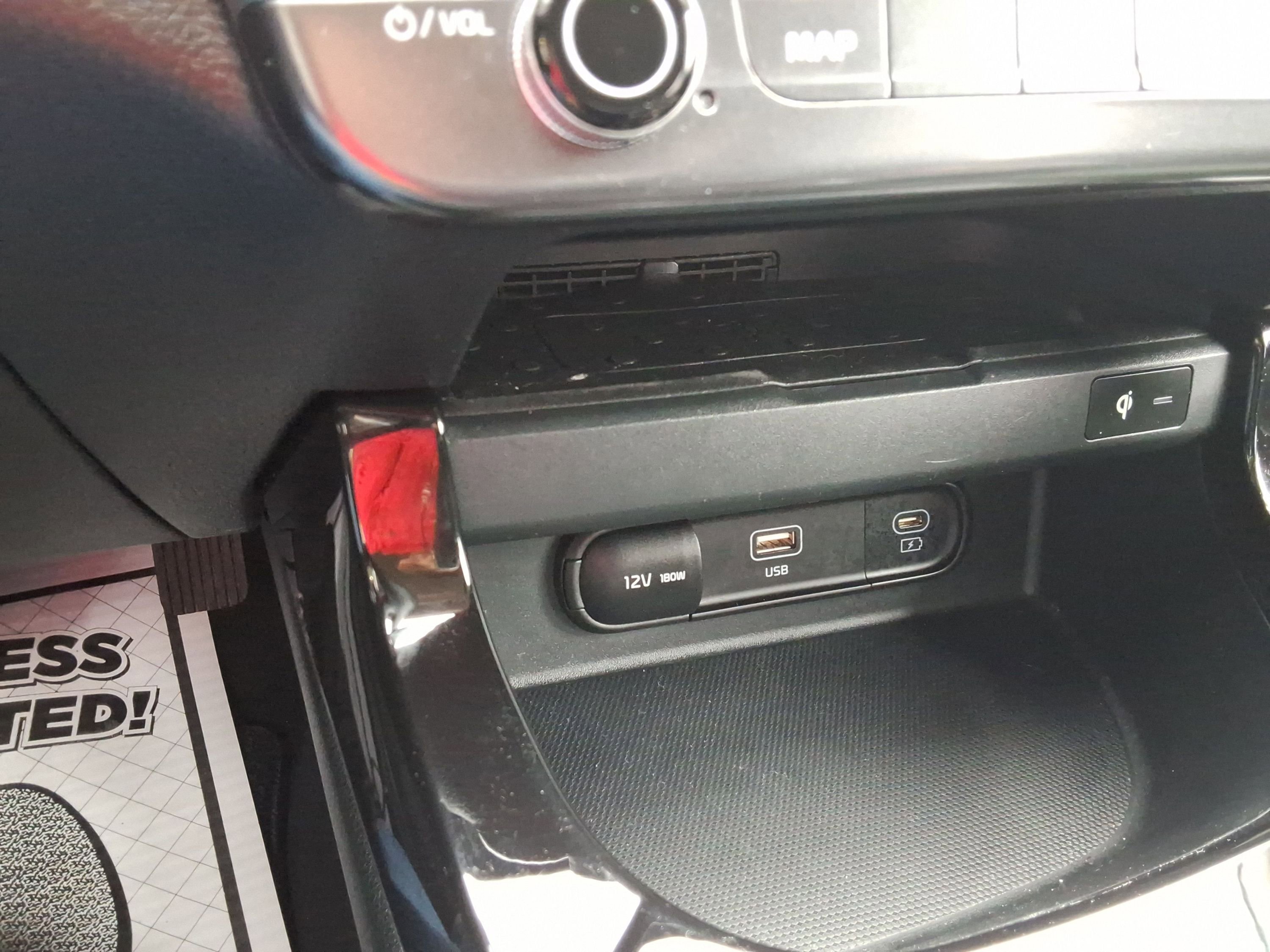 Used 2024 Kia Seltos SX image 19