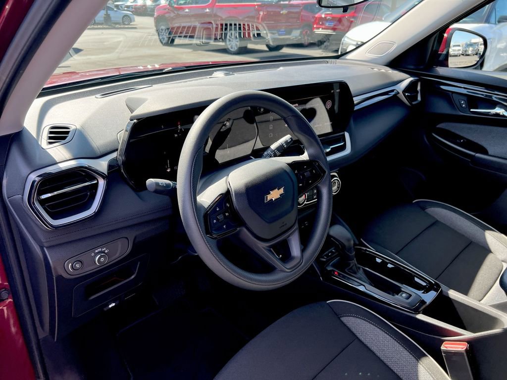 Used 2024 Chevrolet TrailBlazer LT w/ Driver Confidence Package image 10
