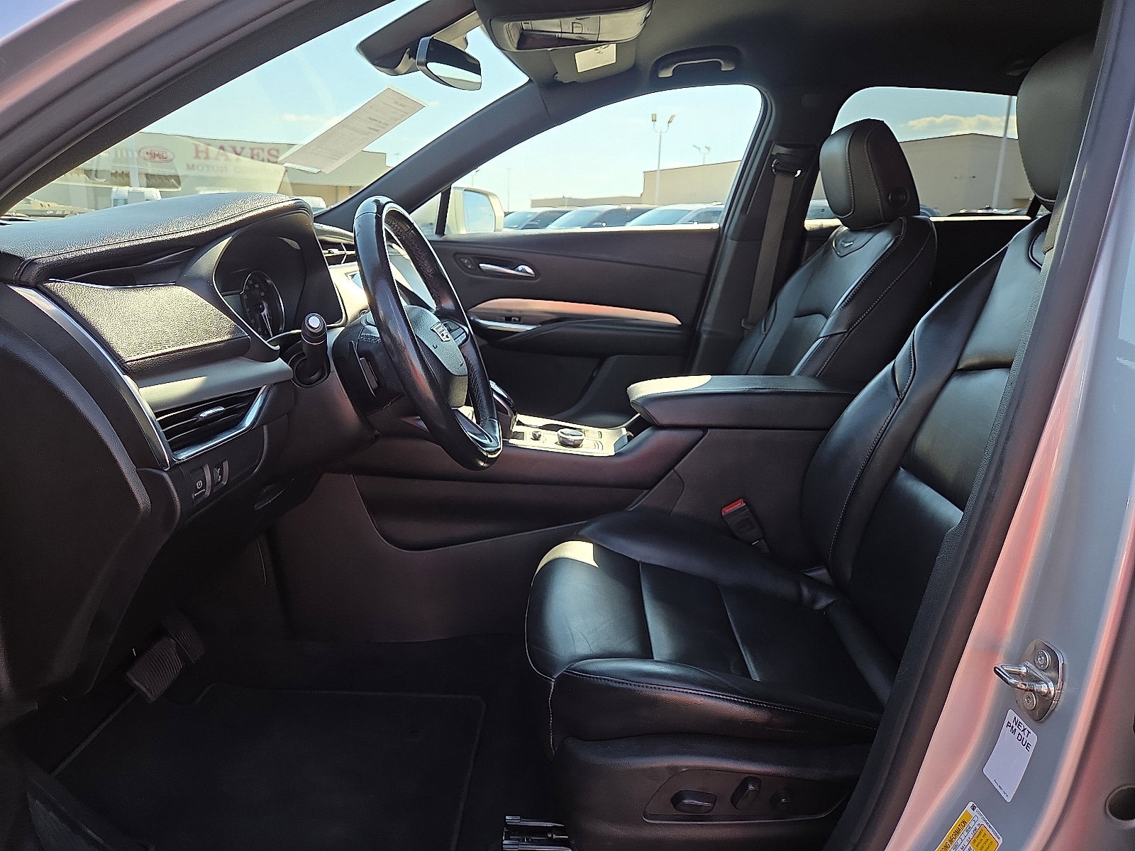 Used 2021 Cadillac XT4 Premium Luxury image 12