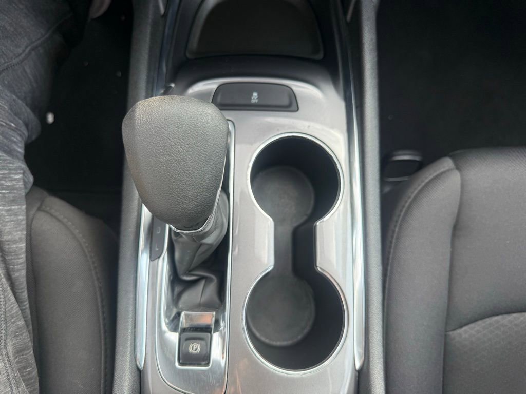 Used 2023 Chevrolet Malibu LT image 23