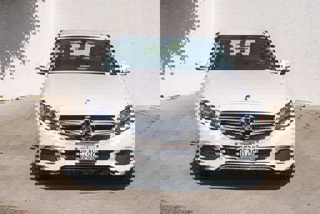 Used 2015 Mercedes-Benz C 300 Sedan image 2