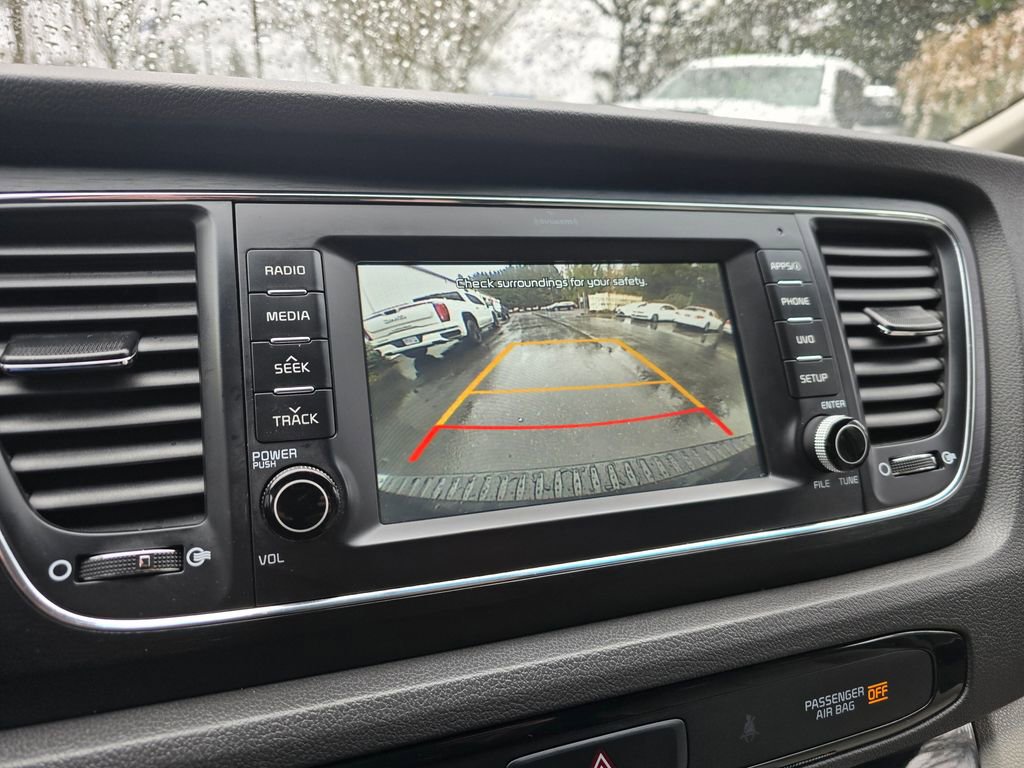 Used 2018 Kia Sedona LX w/ LX Essentials Premium Package image 21