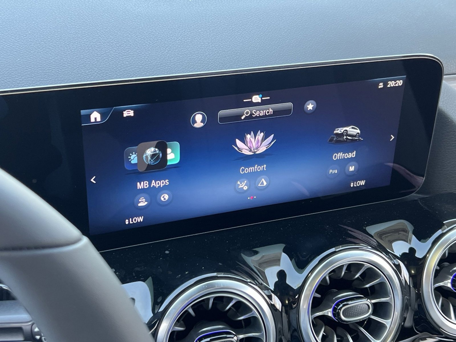 New 2026 Mercedes-Benz GLA 250 4MATIC image 18