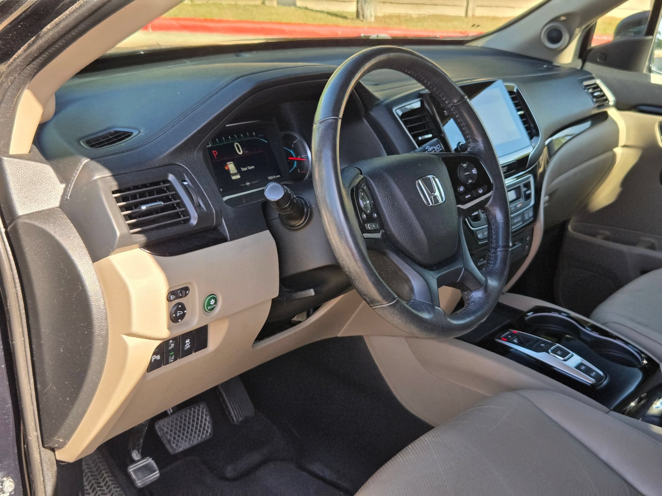 Used 2019 Honda Pilot Elite image 12