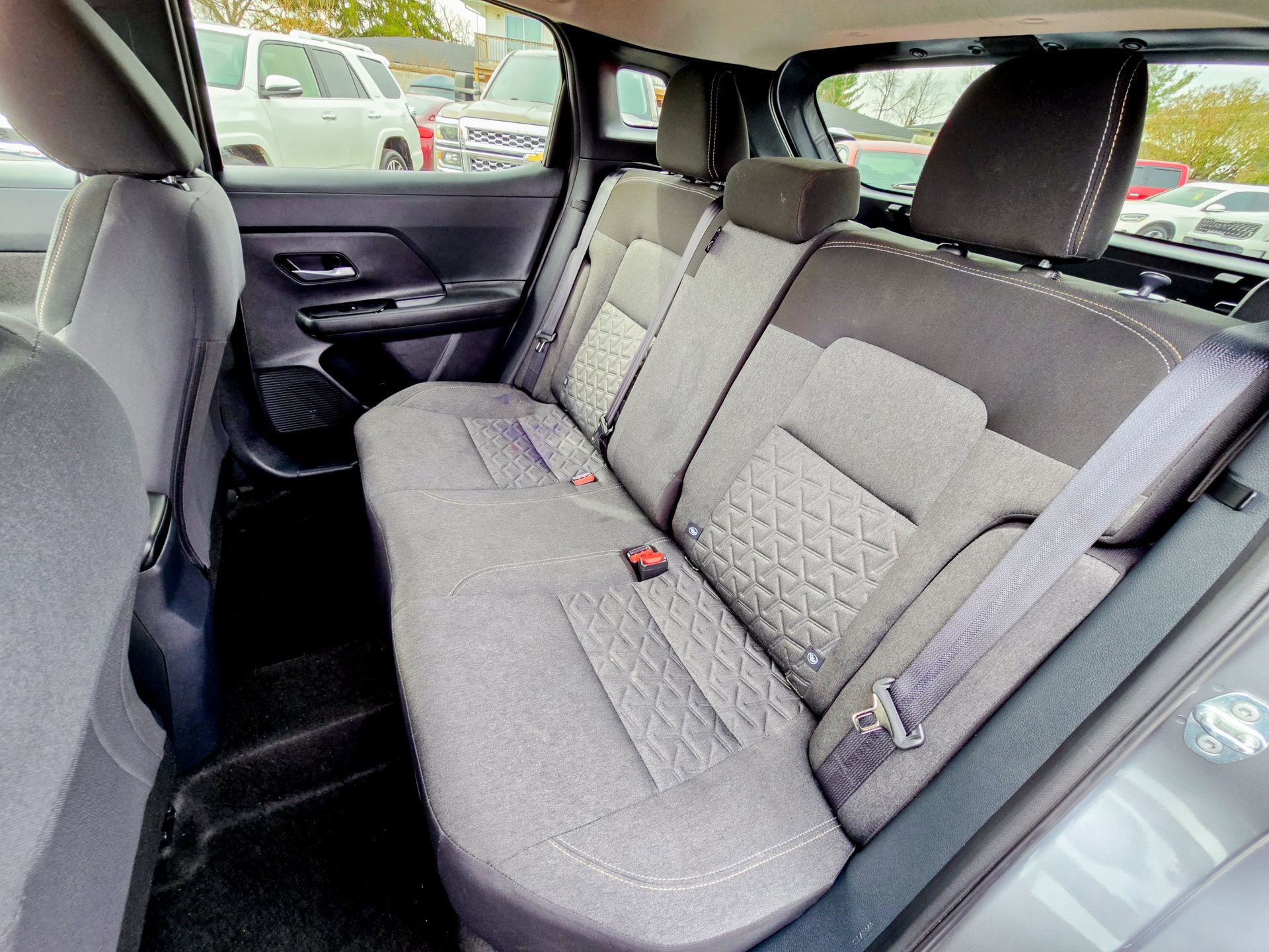 Used 2025 Nissan Kicks SV image 24