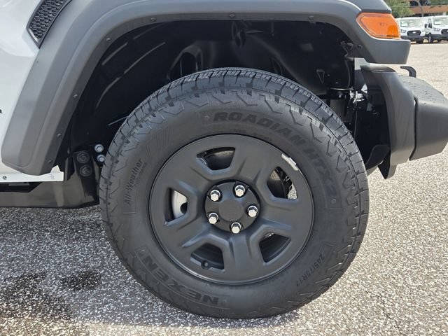Used 2026 Jeep Wrangler Sport AWD/4WD image 11