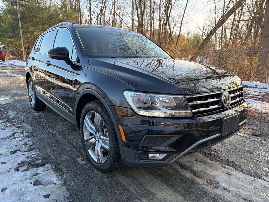 Used 2021 Volkswagen Tiguan SEL image 2
