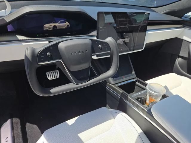 Used 2023 Tesla Model S Plaid AWD/4WD image 2
