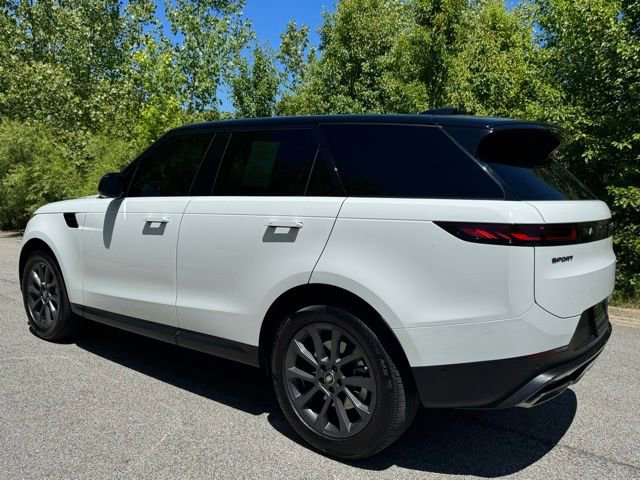 Used 2025 Land Rover Range Rover Sport SE AWD/4WD image 7