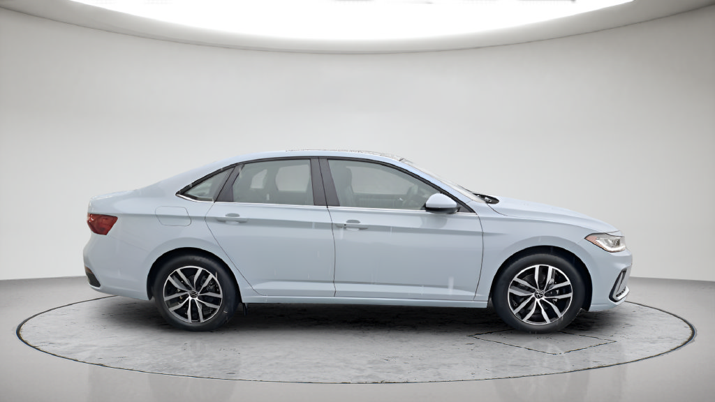 New 2026 Volkswagen Jetta SE FWD image 4