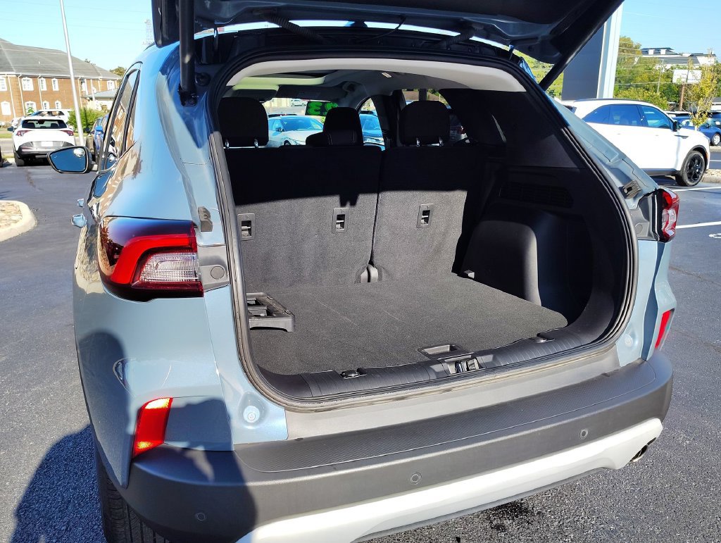 Used 2023 Ford Escape Active w/ Tech Pack #2 FWD image 36