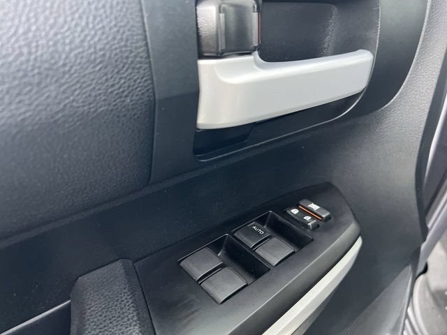 Used 2017 Toyota Tundra SR5 AWD/4WD image 21