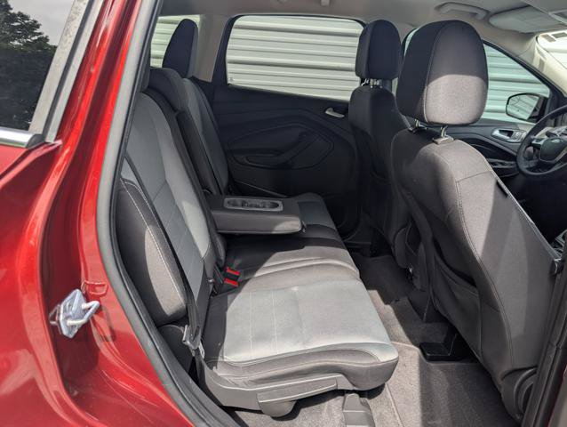 Used 2016 Ford Escape SE FWD image 16
