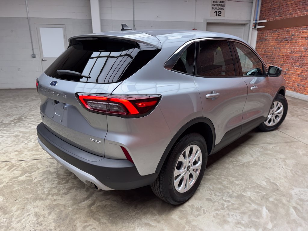 Certified 2023 Ford Escape Active w/ Tech Pack #2 AWD/4WD image 5