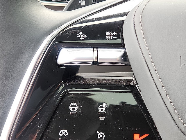 Certified 2026 Cadillac Vistiq Sport w/ LPO, Floor Liner Package AWD/4WD image 21